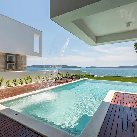 Glamorous 4 Bedrooms Seafront Paradise Private Pool Overlooking Sensational Sea Views Split Kaštela