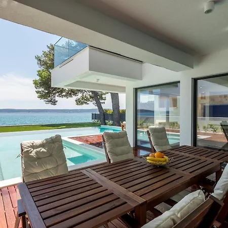 Villa Glamorous 4 Bedrooms Seafront Paradise Private Pool Overlooking Sensational Sea Views Split Kaštela