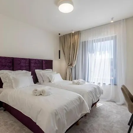 فيلة Glamorous 4 Bedrooms Seafront Paradise Private Pool *